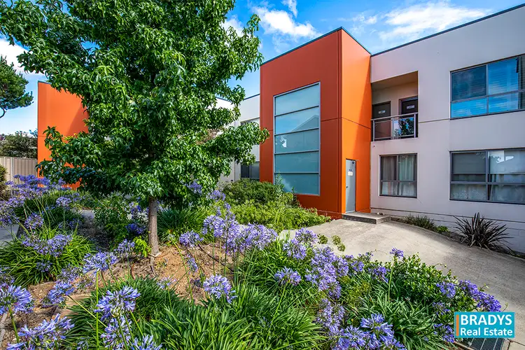 B9/17 Uriarra Road, Queanbeyan NSW 2620