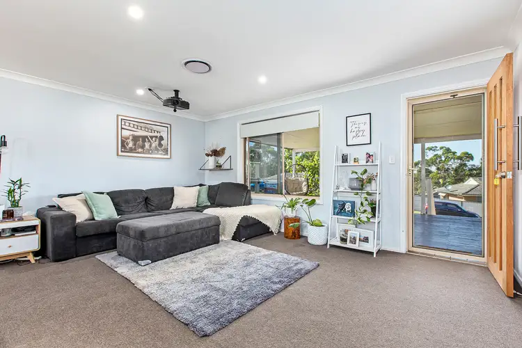 Sixth view of Homely house listing, 2 Crown Close, Rutherford NSW 2320