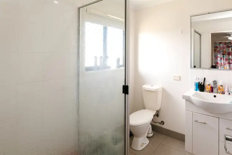 Sixth view of Homely unit listing, 1/9 Killara Street..., Bundaberg East QLD 4670