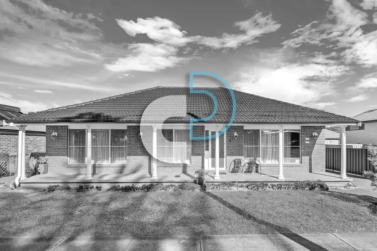 7 Lomond Street, Stockton NSW 2295