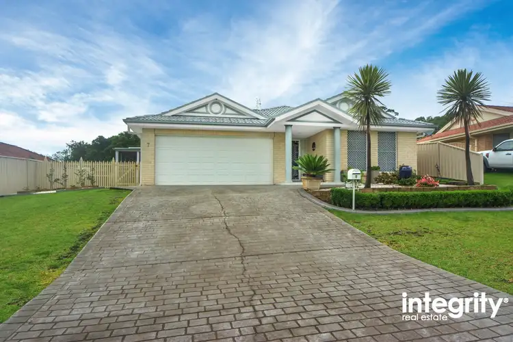 7 Warrigal Street, Nowra NSW 2541