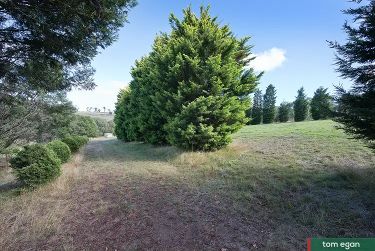 111 Ninth Avenue, Eden Park VIC 3757