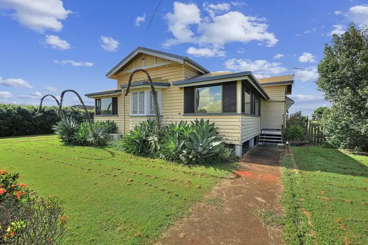 218 Elliott Heads Road..., Avenell Heights QLD 4670