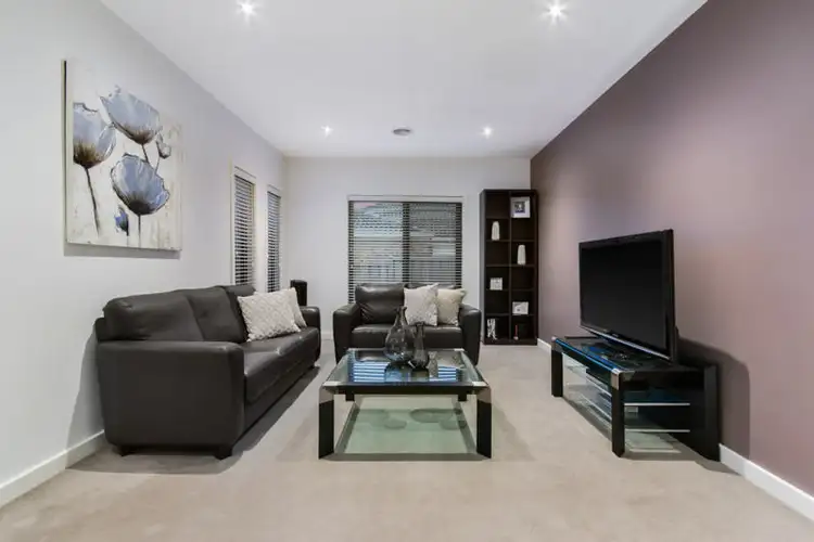 Fifth view of Homely house listing, 5 Bluebell Place, Reservoir VIC 3073