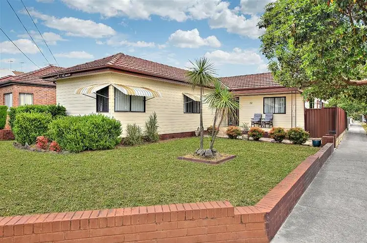 32 Sphinx Avenue, Revesby NSW 2212