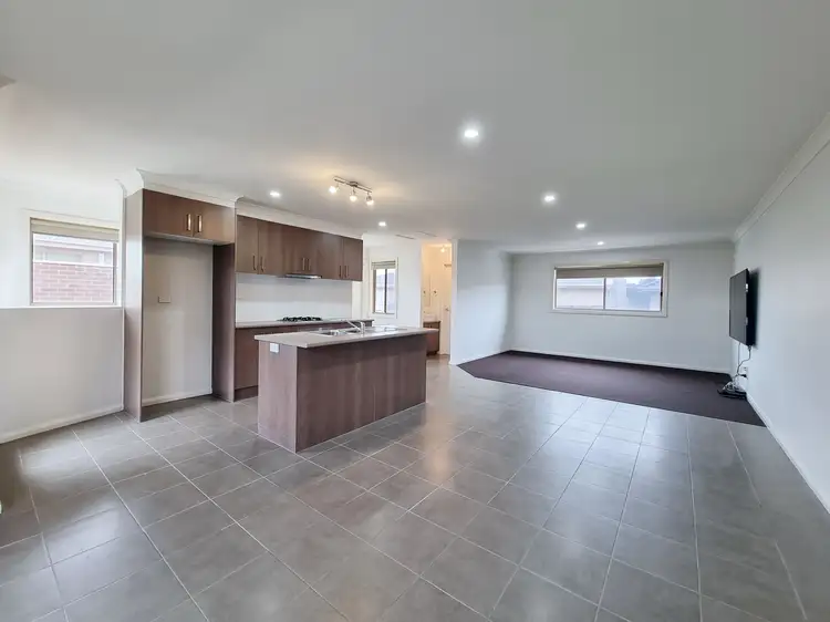 Fourth view of Homely townhouse listing, 11/9 Galton Circuit, Craigieburn VIC 3064