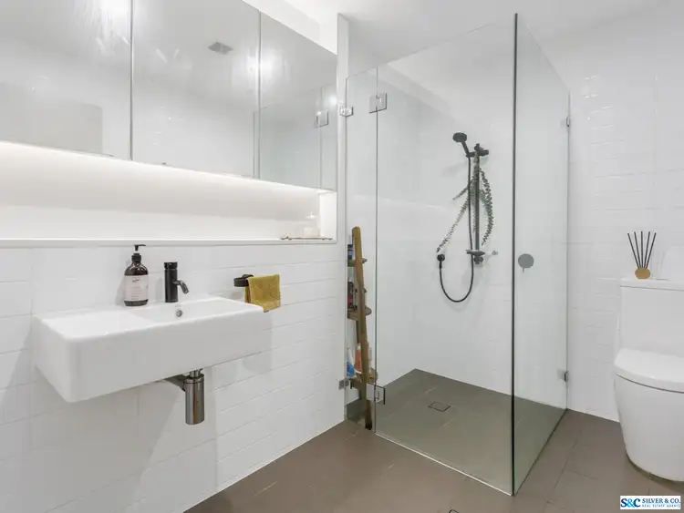 Fifth view of Homely apartment listing, 401/233-235 Botany Road, Waterloo NSW 2017
