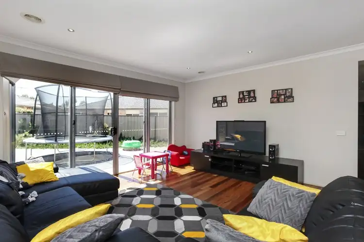Fourth view of Homely house listing, 7 Lawson Place, Burnside Heights VIC 3023