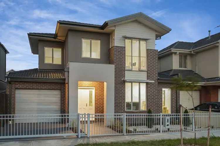 Main view of Homely house listing, 1/35 Deakin Street, Maidstone VIC 3012