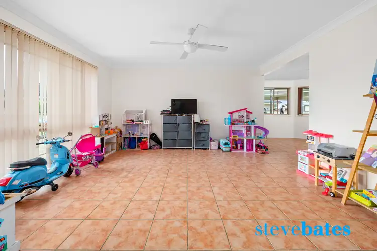 Fifth view of Homely house listing, 9 Halloran Way, Raymond Terrace NSW 2324