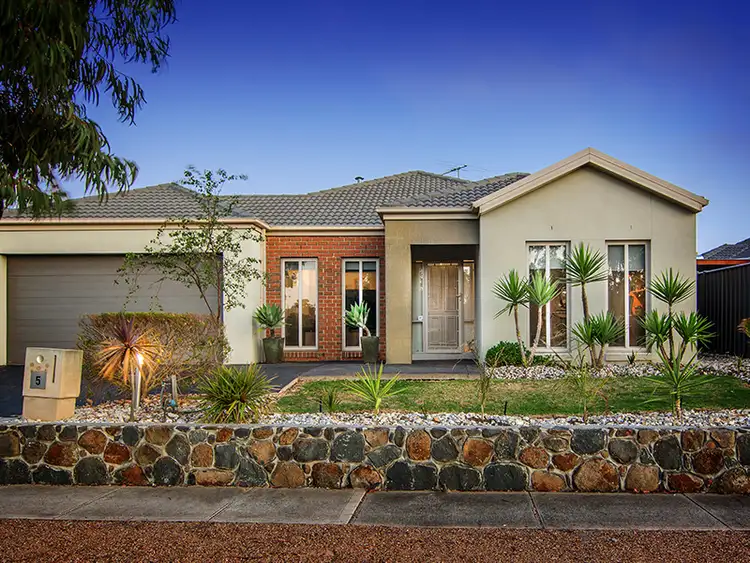 5 Mokoan Close, Wyndham Vale VIC 3024