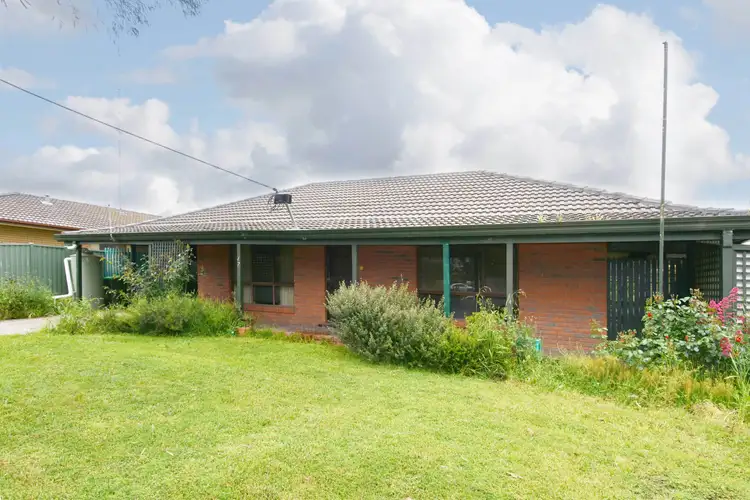 Main view of Homely house listing, 17 Sidbury Avenue, Wendouree VIC 3355