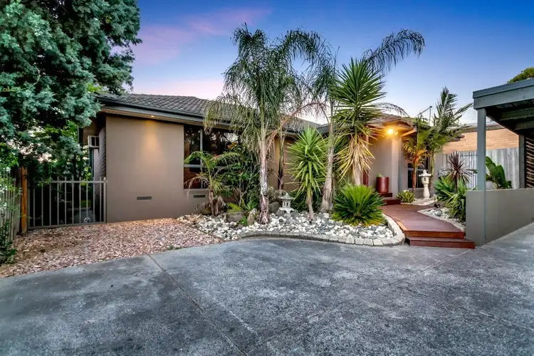 2/13 Beaconsfield Avenue, Frankston VIC 3199