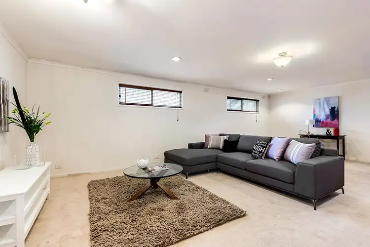 49 Winston Drive, Doncaster VIC 3108