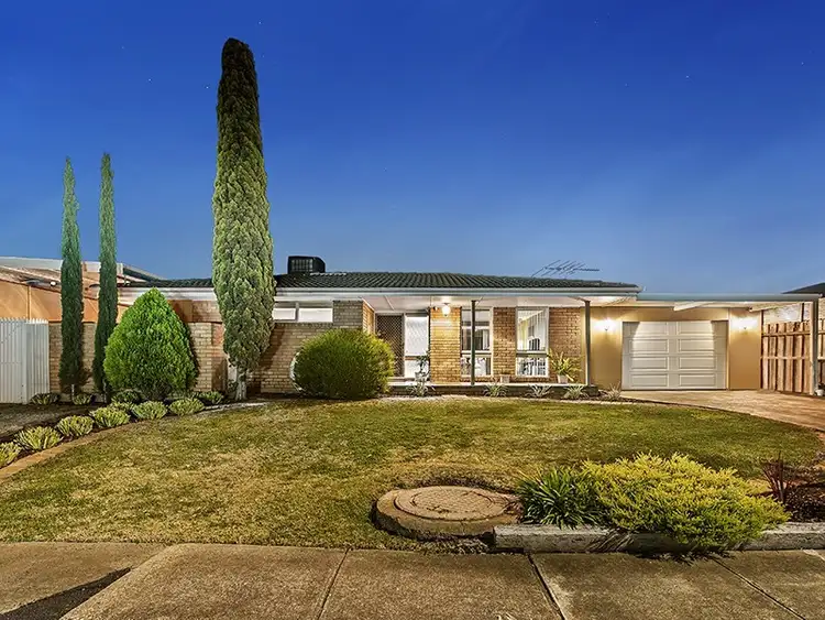 44 Argyll Circuit, Melton West VIC 3337
