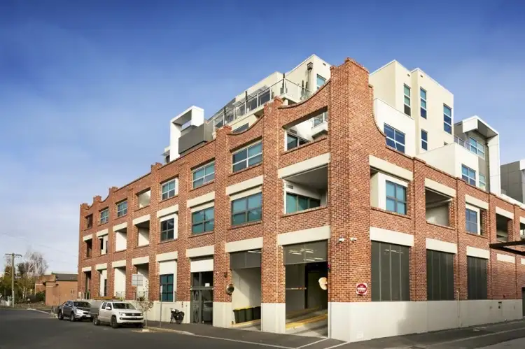 111/18 Bent Street, Kensington VIC 3031