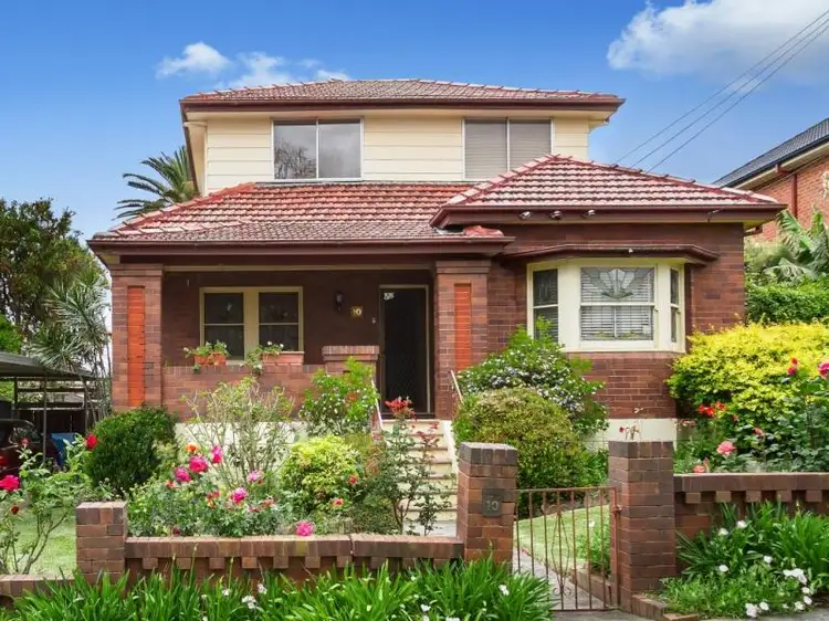 10 UNION STREET, Eastwood NSW 2122