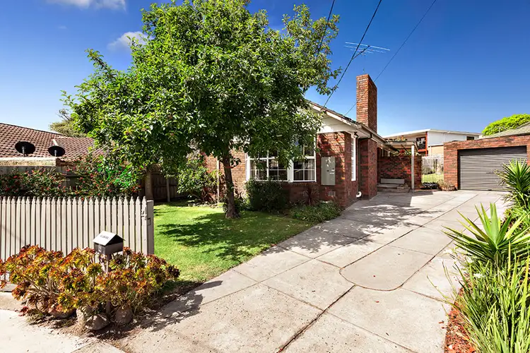 4 Owen Close, Frankston VIC 3199
