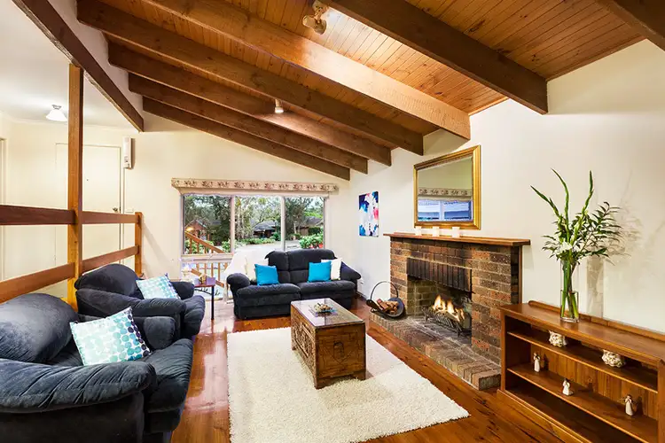 Sixth view of Homely house listing, 4 Highland Court, Eltham North VIC 3095