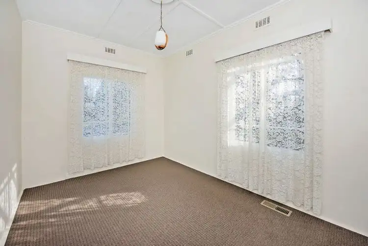 Sixth view of Homely house listing, 2 Maple Court, Heidelberg West VIC 3081