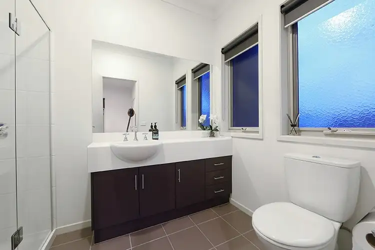 Sixth view of Homely townhouse listing, 5 Saltbush Crt, Rowville VIC 3178
