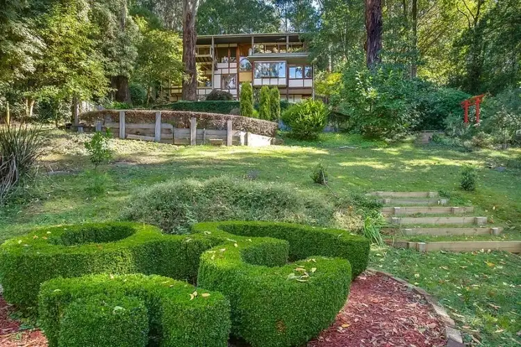Third view of Homely house listing, 10 Broompark Crescent, Olinda VIC 3788
