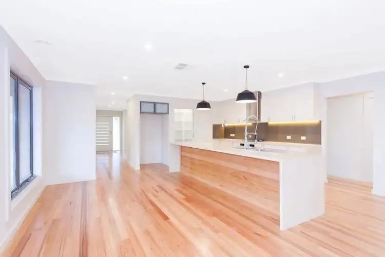 Fifth view of Homely house listing, 3 Ovens Circuit, Whittlesea VIC 3757