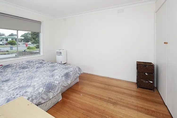 Sixth view of Homely house listing, 25 Mundaring Drive, Cranbourne VIC 3977