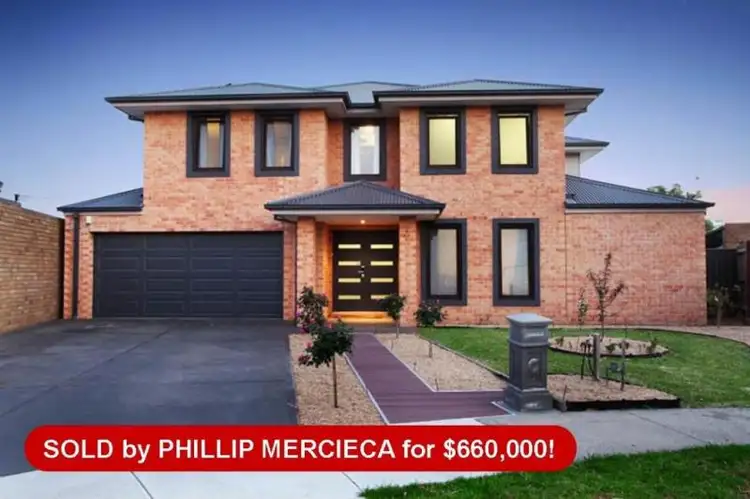 5 Warrah Court, Gladstone Park VIC 3043