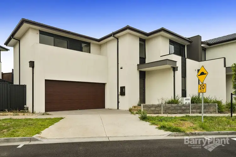 Main view of Homely house listing, 39 Zara Close, Bundoora VIC 3083