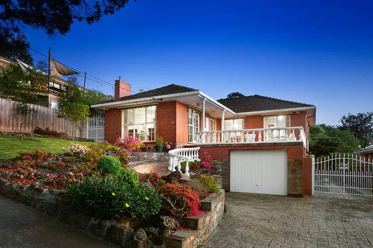 23 Grange Park Avenue, Doncaster VIC 3108