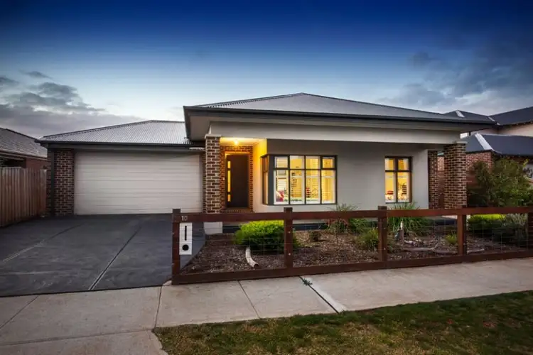 10 Bridgewater Avenue, Eynesbury VIC 3338