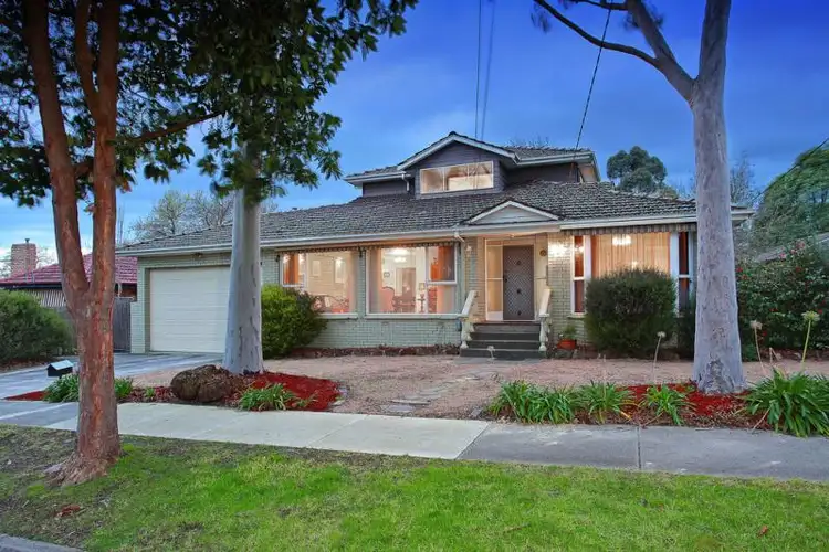 40 Blazey Road, Croydon South VIC 3136
