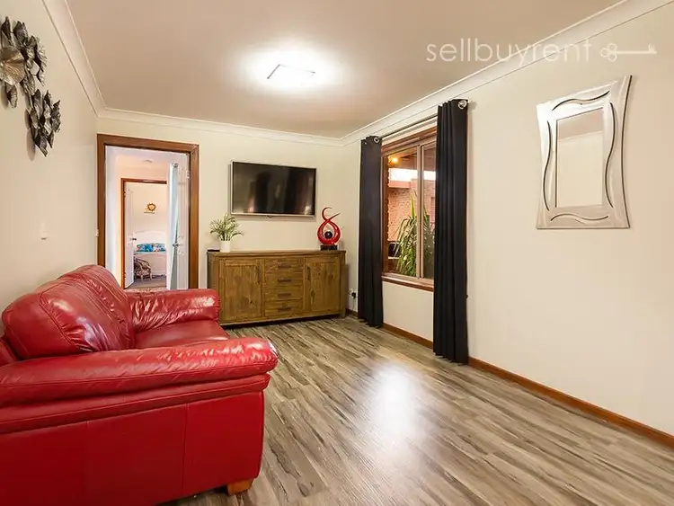 Fifth view of Homely house listing, 14 COVENTRY COURT, Wodonga VIC 3690