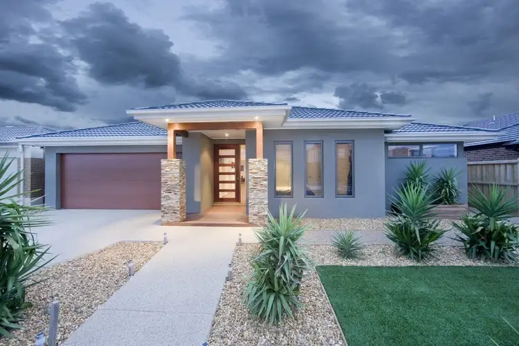 8 Coco Circuit, Point Cook VIC 3030