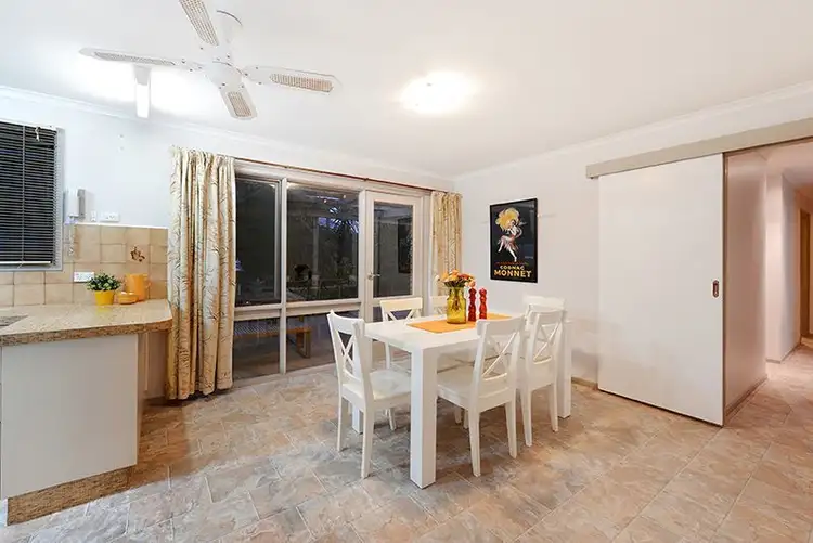 Fifth view of Homely house listing, 10 Hollyview Court, Rowville VIC 3178