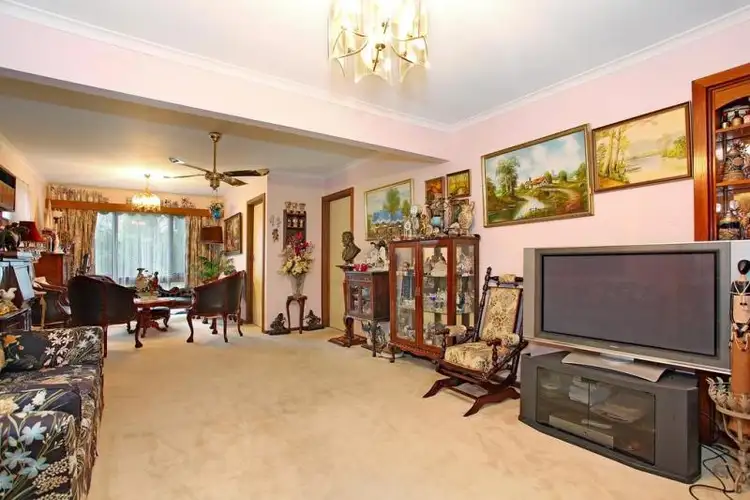 Sixth view of Homely house listing, 5 Trevor Court, Warranwood VIC 3134