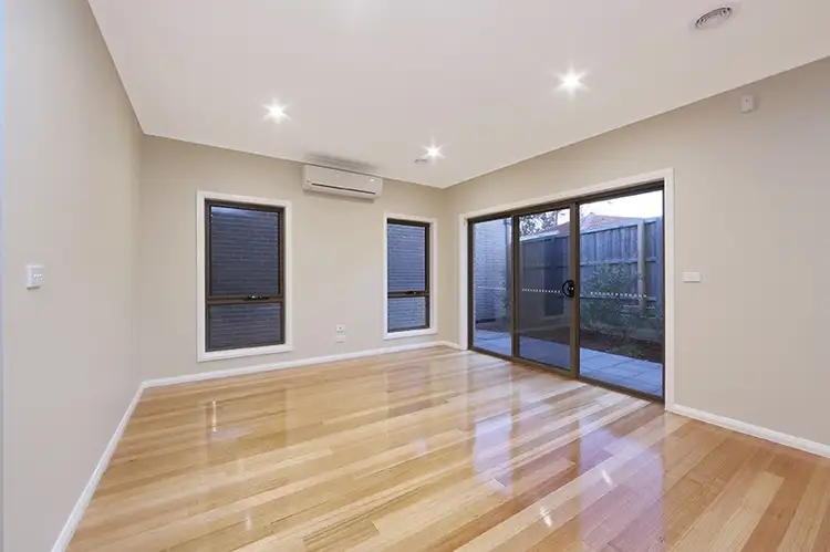 Fourth view of Homely unit listing, 2/3 Denver Crescent, Rowville VIC 3178