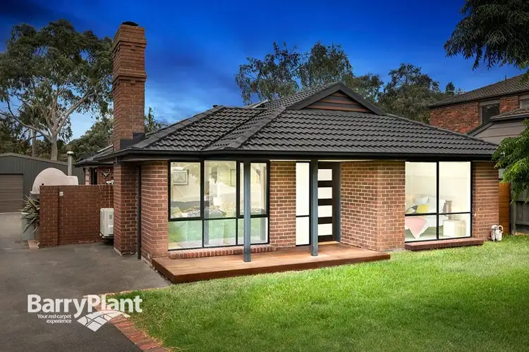 2 Chantilly Court, Frankston VIC 3199