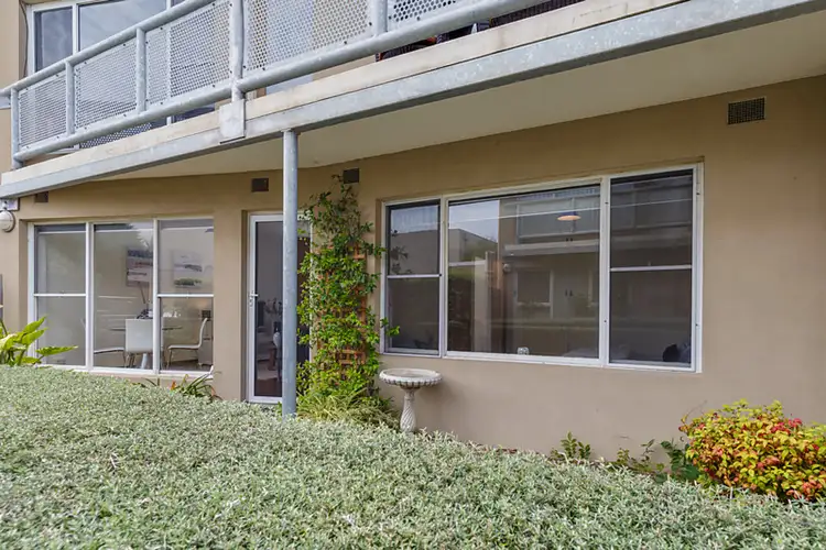 Sixth view of Homely apartment listing, 6/122 Beach Road, Parkdale VIC 3195