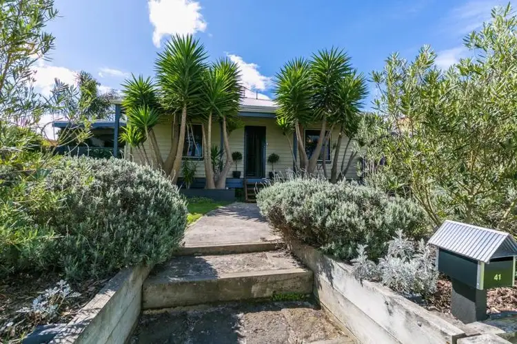 41 Pomora Avenue, Torquay VIC 3228