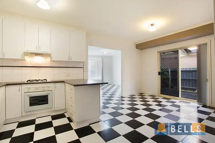 2/20 Vanessa Way, Delahey VIC 3037