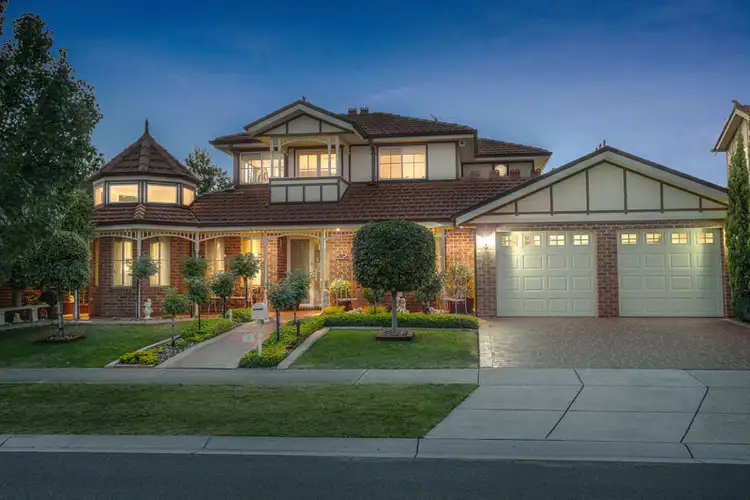 3 Swanston Court, Taylors Hill VIC 3037