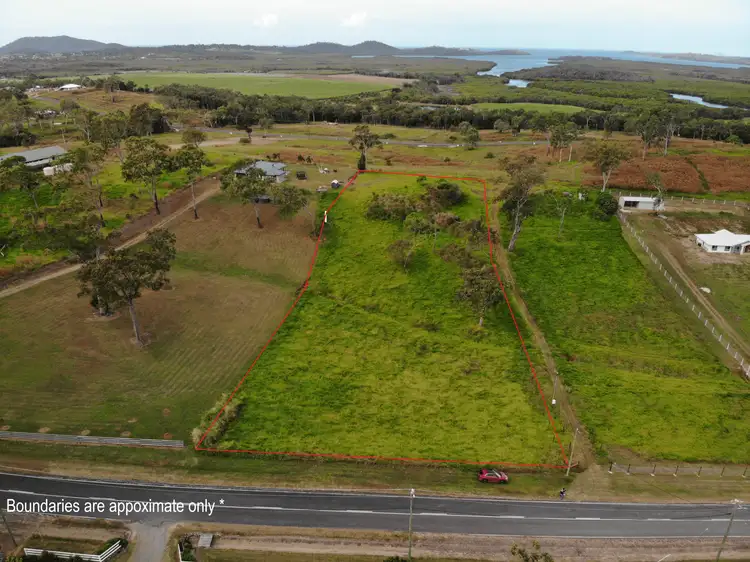 27 Panoramic Drive, Sarina QLD 4737