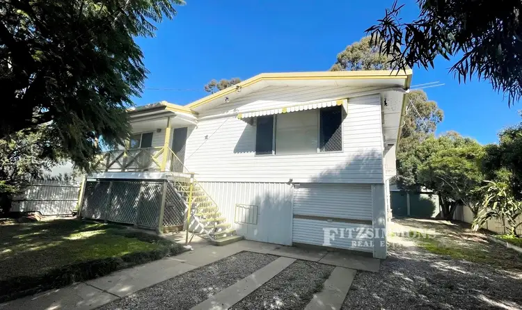 28 Scarlet Street, Dalby QLD 4405