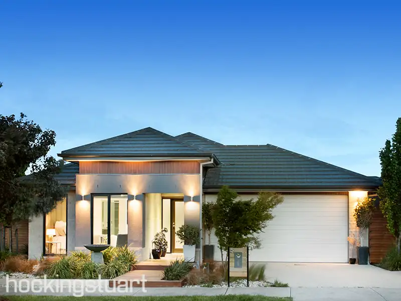 Main view of Homely house listing, 5 Cavalier Drive, Craigieburn VIC 3064