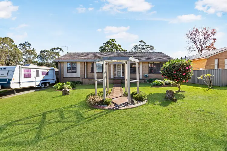 4 Howard Close, Thornton NSW 2322