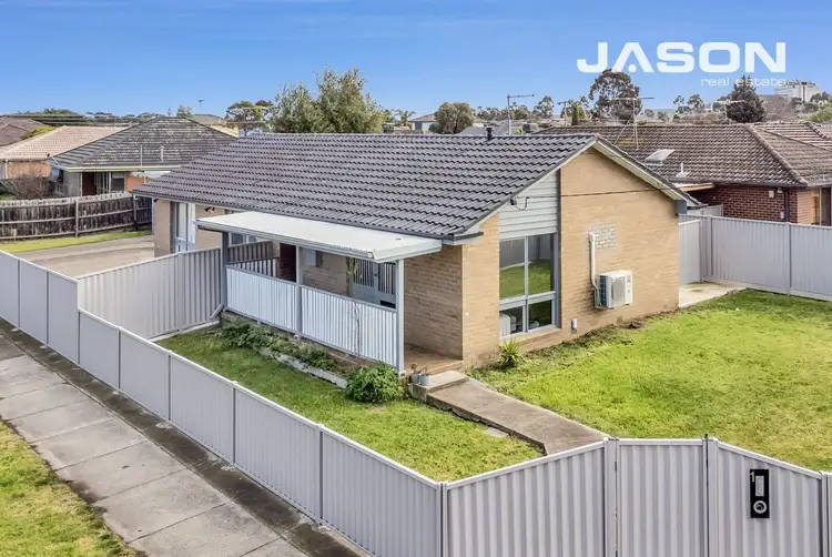 1 Christopher Crescent, Tullamarine VIC 3043
