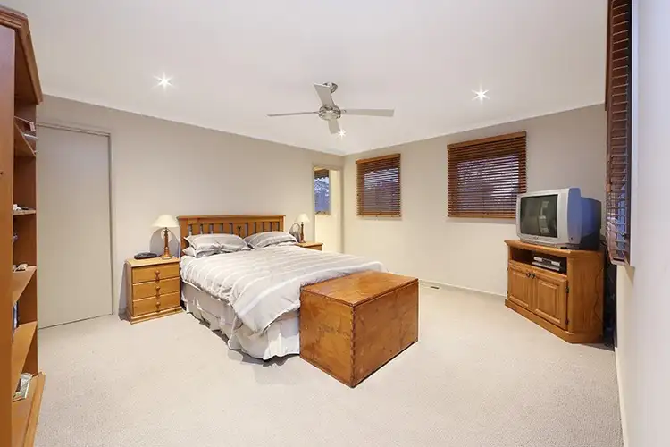 Sixth view of Homely house listing, 5 Oberwyl Close, Rowville VIC 3178