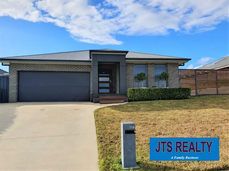 114 Perth Street, Aberdeen NSW 2336